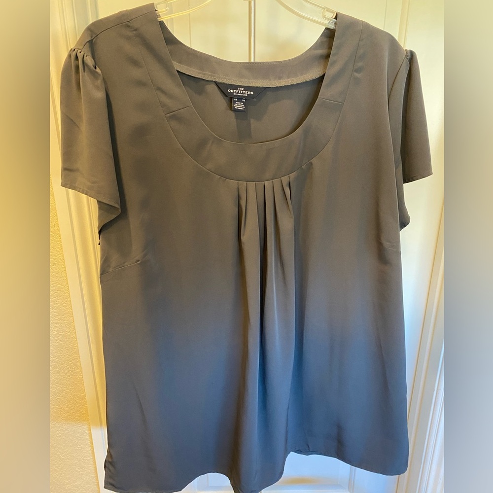 Cap Sleeve Grey Poly Silk Blouse.